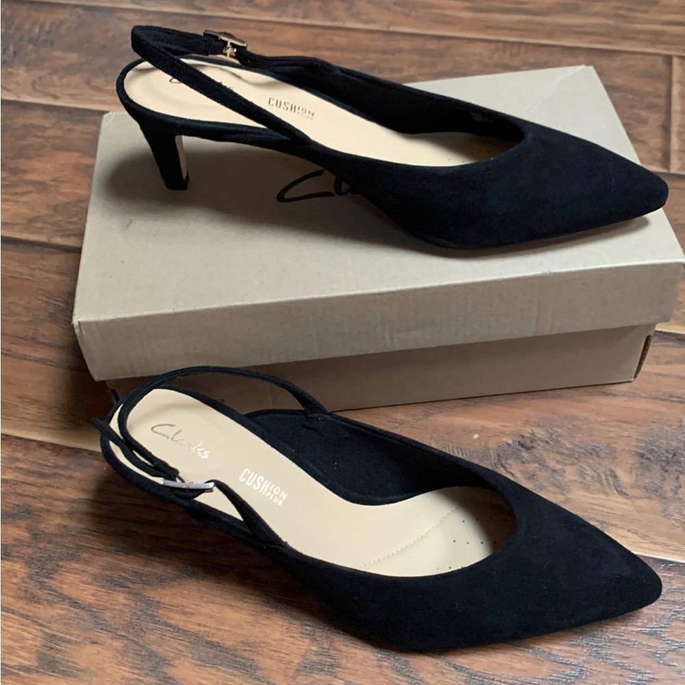 Clarks Laina55 Sling Size 8 worn once black suede